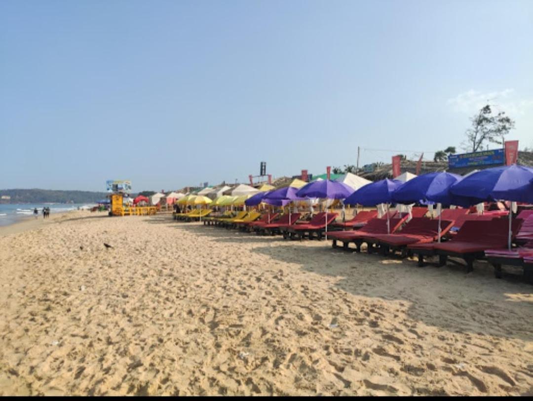 Red Rock Arambol Beach Hotel Exterior photo